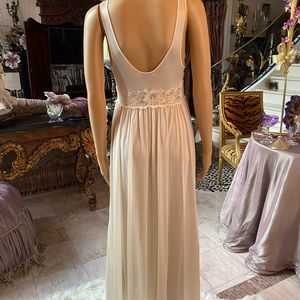 Vintage very  soft and pretty sleep wear